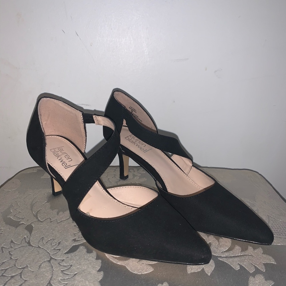 *brand new* Lauren Blakwell kitten heels